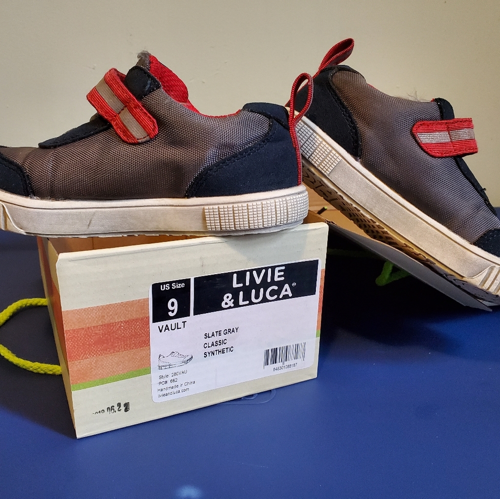 Toddler boy sneakers